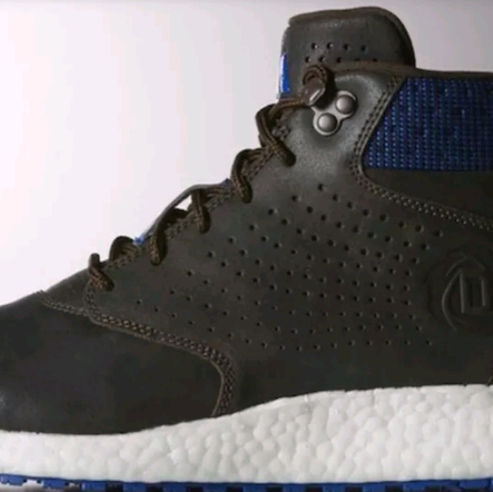 ADIDAS D ROSE LAKESHORE BOOST Leather Sneakers